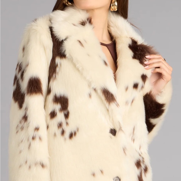 Windsor Cream and Brown Patterned Teddy Coat - Picture 3 of 4